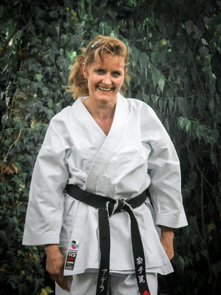 Photographie portrait d'une femme sportive en extérieur dans le Haut-Rhin